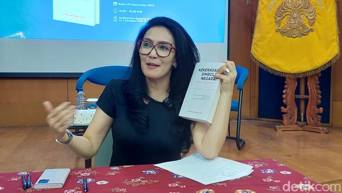 Rieke Diah Pitaloka saat ditemui di kawasan Depok UI.