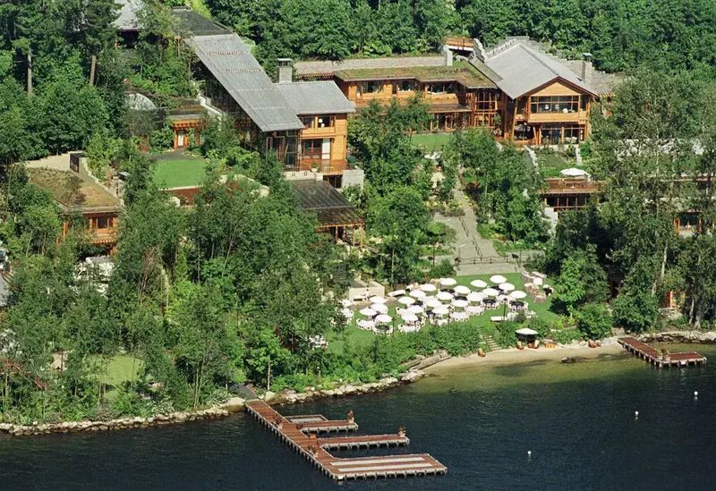 Rumah Bill Gates (1,9 Triliun).