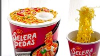 Kue ultah bentuk bakmi topping ayam kecap, pangsit, hingga sawi hijau rebus ini tak kalah mencuri perhatian. Logo restorannya juga dibuat persis. Foto: Instagram wanderbakes_id