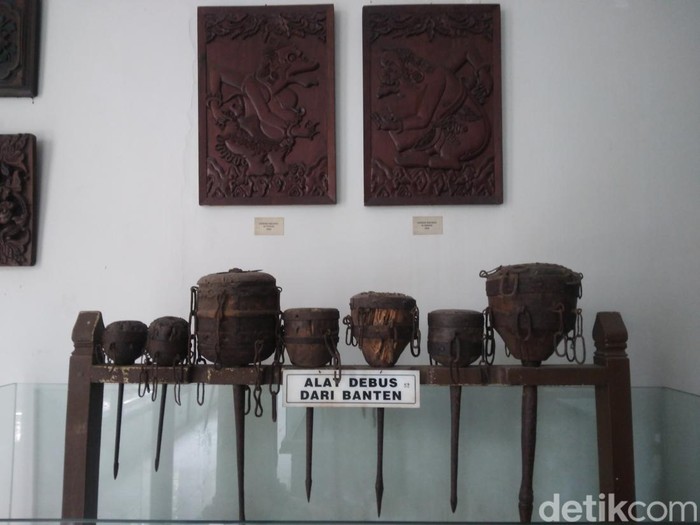 Alat debus asal Banten di Museum Keraton Kasepuhan Cirebon.