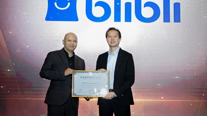 Blibli Raih Penghargaan Bergengsi Blibli meraih penghargaan bergengsi CSA Awards 2023 untuk kategori The Best Technology Sector on the New Economy Board yang diselenggarakan oleh Asosiasi Analis Efek Indonesia (AAEI) dan Certified Securities Analyst (CSA) Community di Jakarta.