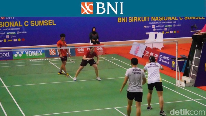 Erwin Rendana Purnomo/Nadia Marshela Putri [1] vs Mochamad Yovandika Ramadhan/Violita Dewi di BNI Sirnas C 2023
