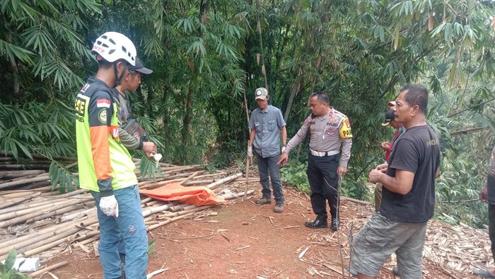 Geger Mayat Bayi Perempuan Ditemukan di Pinggir Kali Ciliwung Depok