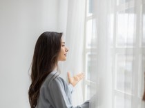 Cara Bikin Ruangan Gelap di Rumah Jadi Lebih Terang