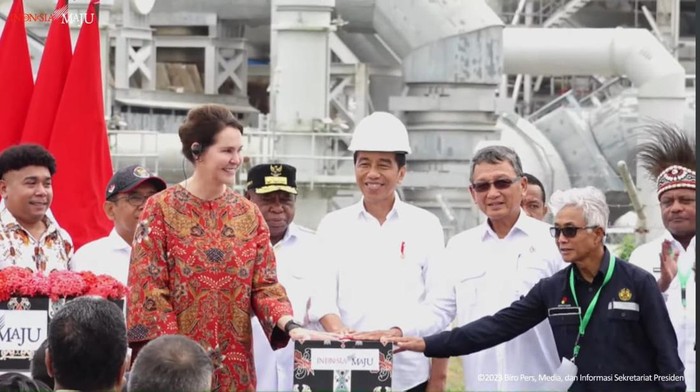 Jokowi resmikan proyek di Teluk Bintuni