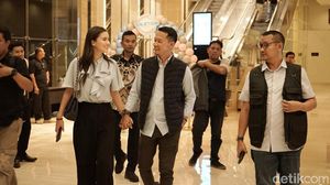 Karen Njisen Selalu Setia Dampingi Fauzan Rachmansyah