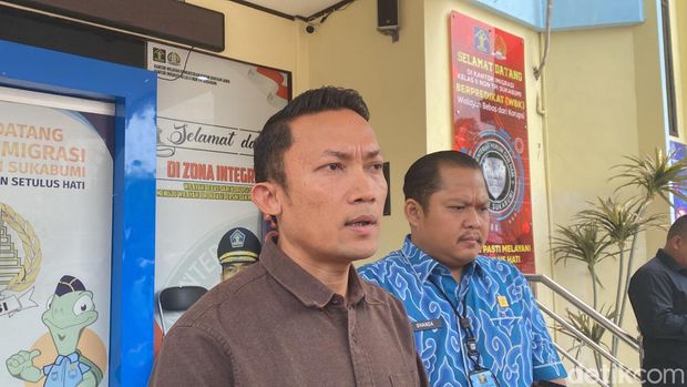 Kasubsi Inteljien Keimigrasian Kantor Imigrasi Kelas II Non TPI Sukabumi Samuel Arisandi.