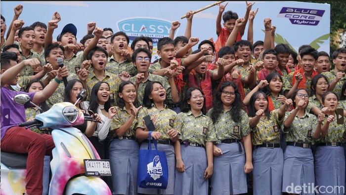 Keseruan Roadshow Classy Yamaha Youth Festival di SMA Santo Thomas 3 Medan. (Farhan/detikcom)