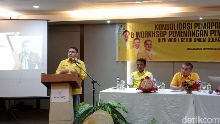 Ketua Golkar Makassar Munafri Arifuddin memberikan pemaparannya jelang Pemilu 2024.