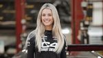 Terpesona Cantiknya Model Pebalap Lindsay Brewer