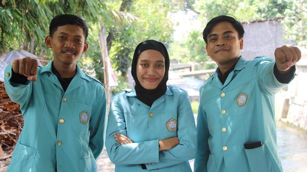Mahasiswa FKIP UNS merancang alat mencuci dan peragi kedelai untuk perajin tempe. Foto diunggah Jumat (24/11/2023).