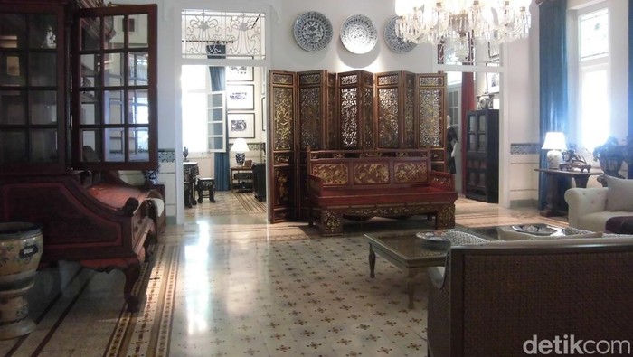 Nongkrong ala Putri Kerajaan di Istana Heritage Batik Keris Solo