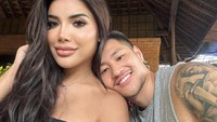  Infuencer yang memiliki nama asli Muhammad Millendaru Prakasa ini baru saja mengumumkan bahwa dia sudah berpisah dengan kekasihnya yang bernama Lionel Lee. Foto: Instagram @millencyrus