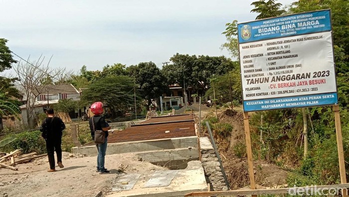 Proyek jembatan Yossy S Setiawan di Situbondo