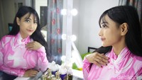 Rezy Adisty terpaksa melepas beberapa tawaran kerja karena masih penyembuhan operasi payudara. (Foto: pradita utama)