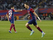 Dibantai Madrid di Final Piala Super Spanyol, Lewandowski Minta Maaf ke Fans