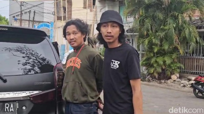 Salah satu pelaku busur panah kepala pemuda di Makassar saat ditangkap polisi.
