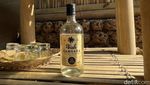 Intip Dapur Produksi Arak yang jadi Official Merchandise G20 di Bali