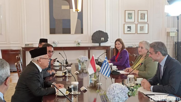 Wapres Maruf Amin bertemu dengan PM Yunani Kyriakos Mitsotakis di Athena