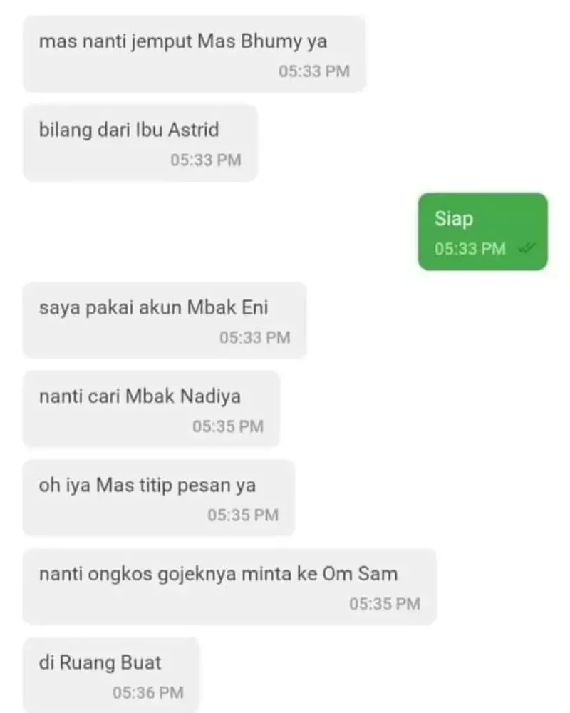Absurd banget chat pengguna dan driver ojol. Minta tolong sih, tapi nggak seribet ini juga kali.