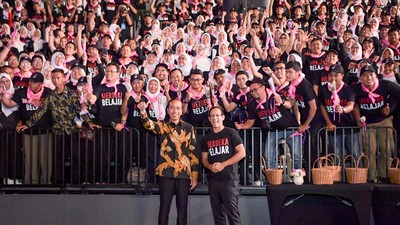 Potret Kemeriahan Puncak Acara Hari Guru Nasional 2023, Dihadiri 7.500 Guru!