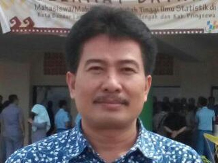 Akademisi Sekolah Tinggi Ilmu Statistika, Mohammad Dokhi.