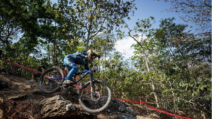 Atlet BMX Nilna Murni