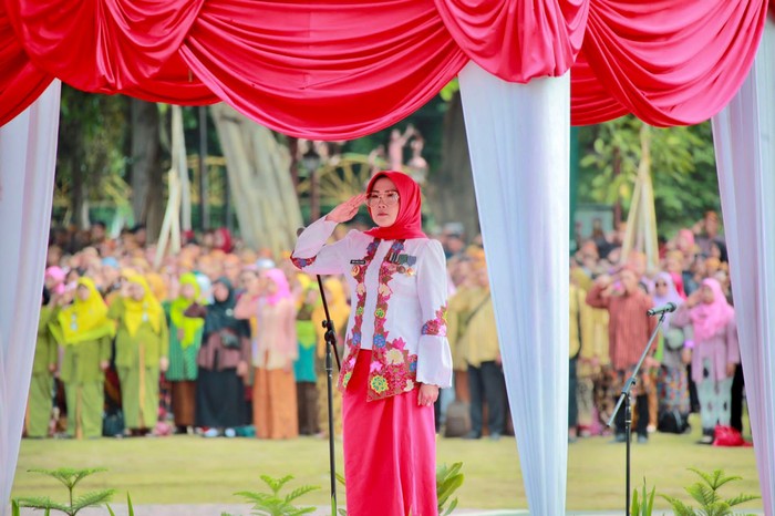 Bupati Klaten di Hari Guru Bupati Klaten di Hari Guru