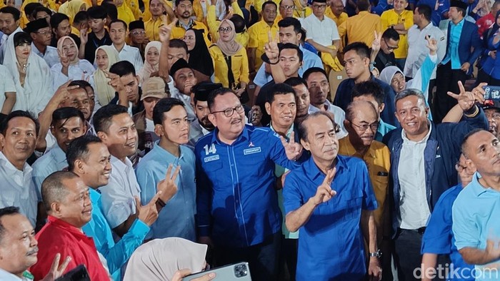 Cawapres nomor urut 2 Gibran Rakabuming Raka menghadiri konsolidasi KIM Sulawesi Selatan (Sulsel) (Rizky/detikcom).
