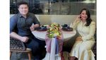 Romantis! Momen Chikita Meidy Makan Malam Bersama Suami