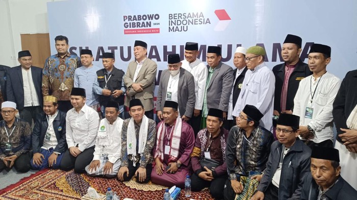 Gibran Rakabuming temui kiai di Sulsel