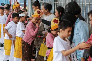 Momen Peringatan Hari Guru di Berbagai Wilayah Indonesia