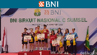 Nethania Irawan/Putri Syaikah Ulima Hidayat menjadi juara Ganda Dewasa Putri U-23. Foto: Irawan/detikcom