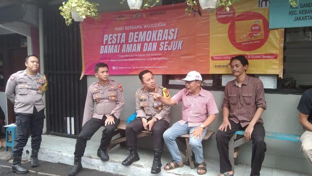 Polres Jaksel melakukan asistensi ke poskamling di wilayah Kebayoran Baru, Jakarta Selatan.
