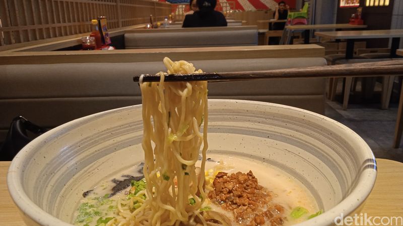 Unik! Ramen Seberat 3 Kilogram Ini Terinspirasi Anime Attack of Titan