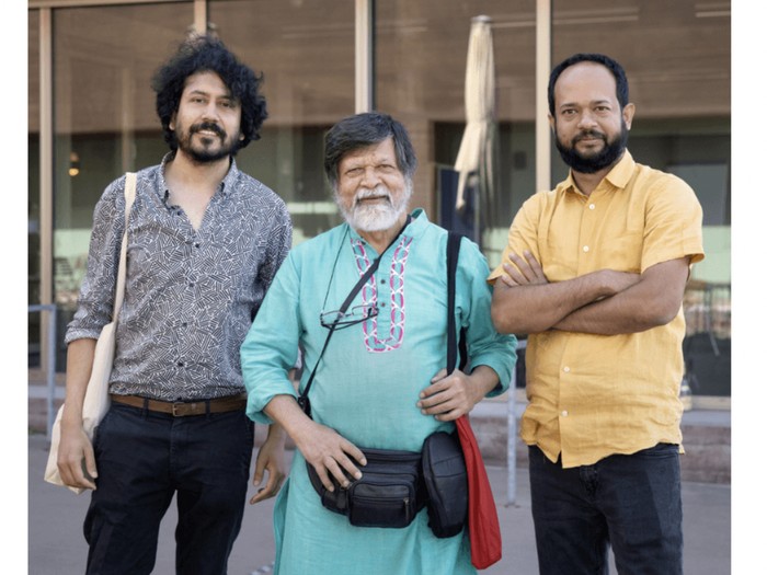 Tanzim Wahab, Shahidul Alam and Munem Wasif (dari kiri ke kanan)