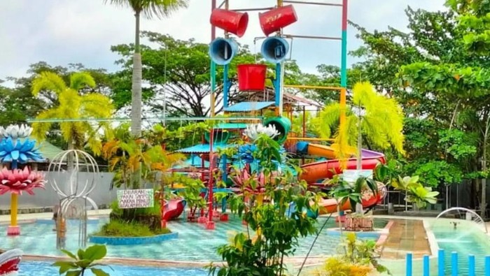 Waterpark Tanah Mas Banyuasin
