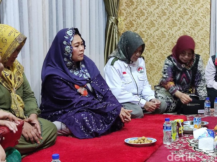 Yenny Wahid di Ponpes Ibnu Hadi, Prambanan, Sleman, DIY, Sabtu (25/11/2023) malam.