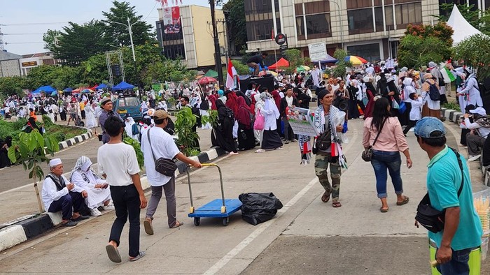 Aksi bela Palestina di Depok membubarkan diri.