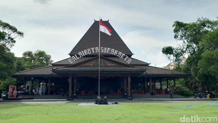 Balai Kota Solo, Minggu (26/11/2023).