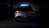  BMW XM Label Red safety car MotoGP 2024. Mobil ini dibekali strobo sebagai ciri khas safety car MotoGP.  Foto: Press BMW Group