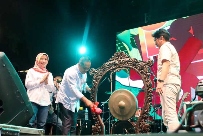 Bupati Kebumen Resmikan Moro Soetta Sebagai Ruang Publik Baru