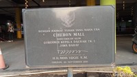 Cirebon Mall mulai diresmikan pada 22 September 1991. Pusat perbelanjaan ini diresmikan oleh Gubernur Kepala Daerah TK. I Jawa Barat, H.R. Moh. Yogie S.M.