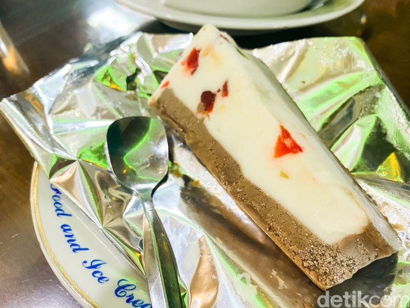 Es Krim Tentre, kuliner legendaris di Solo sejak 1952