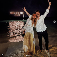 Dunia olahraga bukanlah hal asing bagi Domizia Castagnini. Wanita yang populer di Instagram itu merupakan cucu dari pemain Juventus, Gianfranco Leoncini. Foto: Dok. Instagram Francesco Bagnaia, Domizia Castagnini