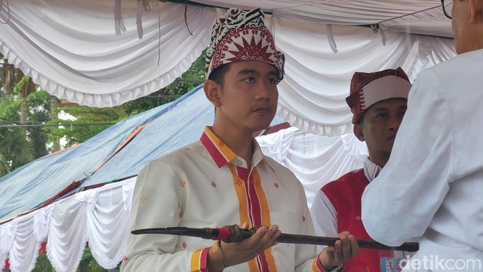 Gibran Rakabuming Raka saat berada di Tana Toraja, Sulsel.