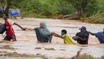Jembatan di Kenya Putus Diterjang Banjir