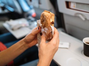 5 Orang Ini Kena Denda Puluhan Juta Gegara Bawa Makanan ke Bandara Australia