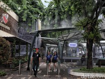 Menikmati Akhir Pekan di SCBD Park