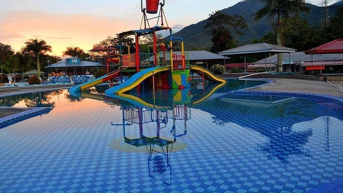Mifan Waterpark & Resort